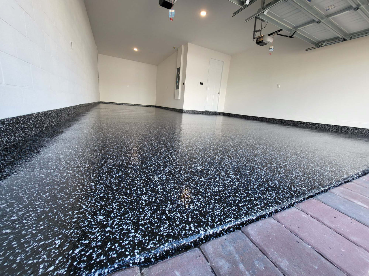 Full Flake Floor (Bundle)